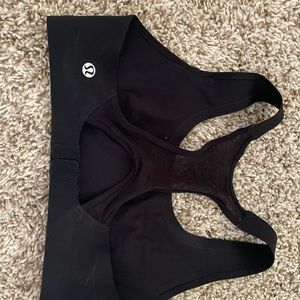 32b Lululemon bra